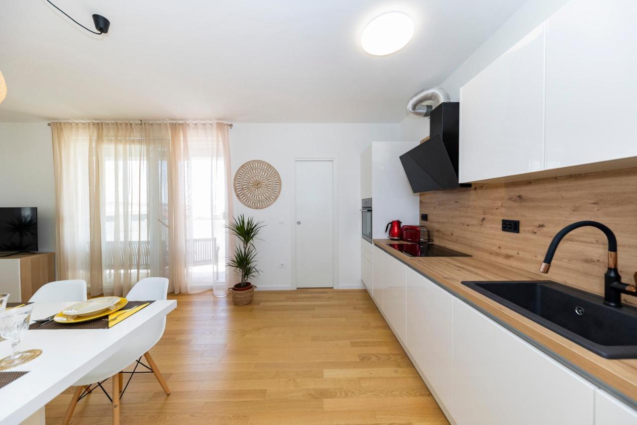 Deluxe Apartment Zara المظهر الخارجي الصورة