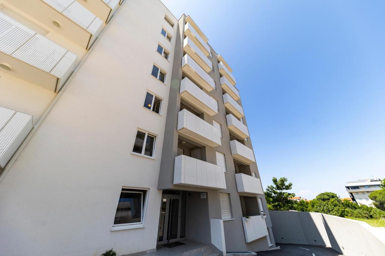 Deluxe Apartment Zara المظهر الخارجي الصورة